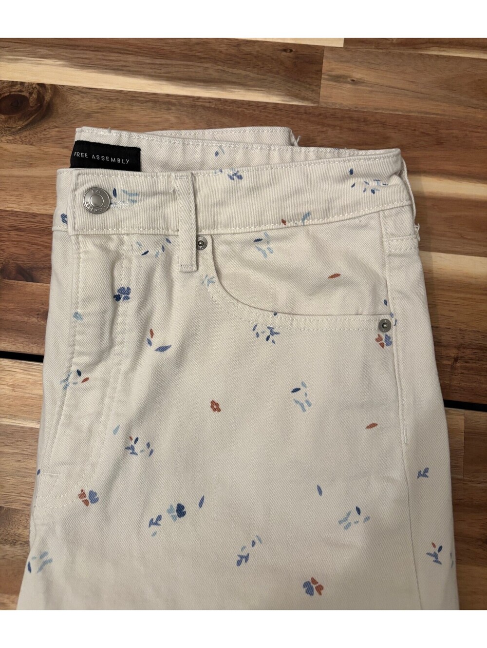Free Assembly Women's 12 Cream Floral Print Straight Leg Jeans Boho (2223)